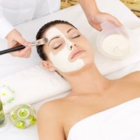 FACIAL TREATMENT